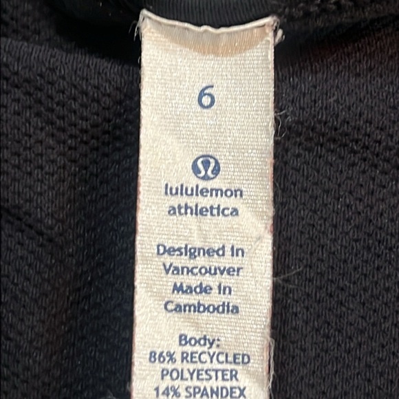 Lululemon Polka Dot Tank 6 Sports Bra Black White Athletic Pocket Racerback Gym‎ - Picture 7 of 8
